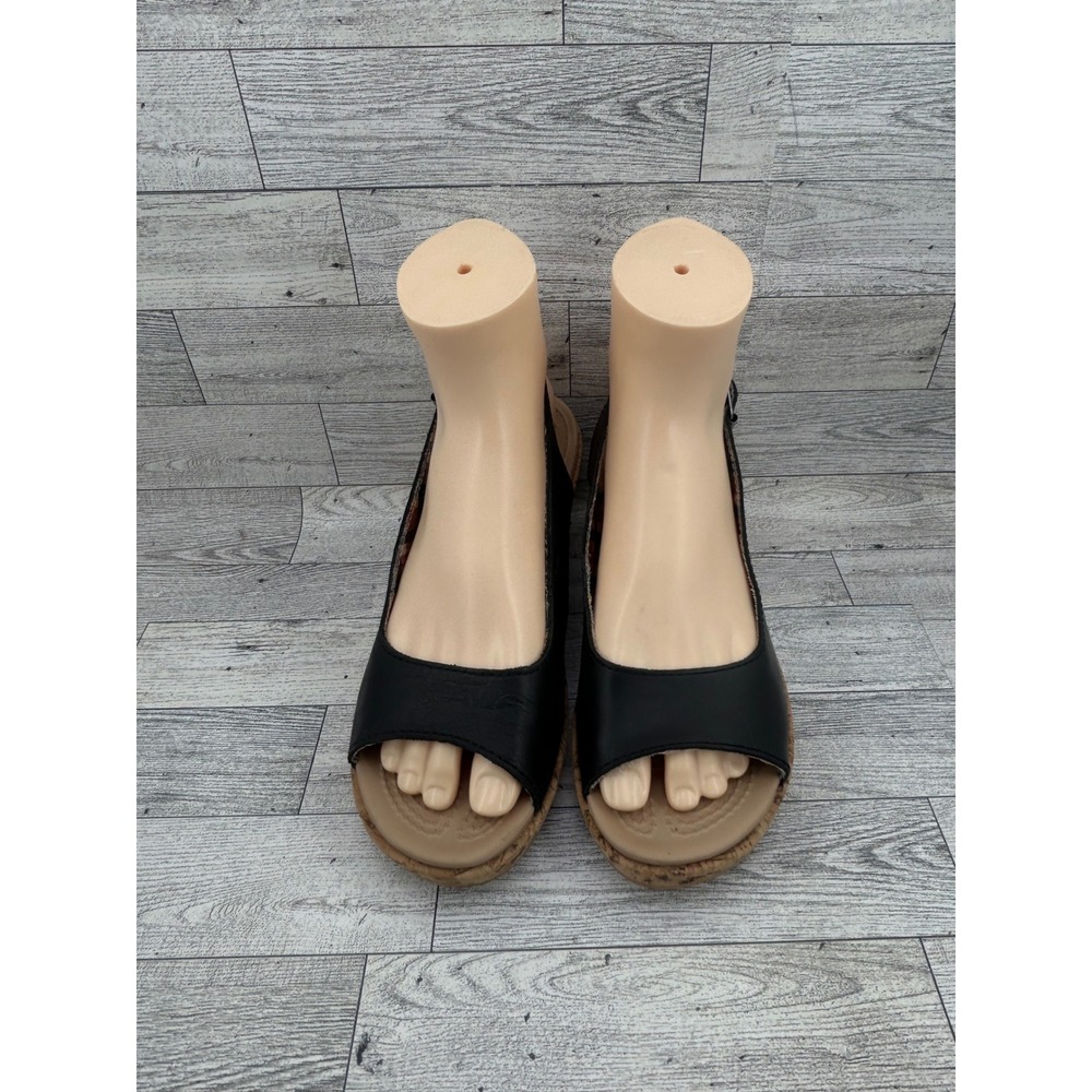 Crocs Leigh Leather Wedge Sandals Black Cork Peep Toe Women Size 8 Buckle Strap